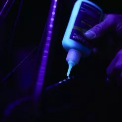 TUNAP Kettenöl Ultimate Tropfflasche 100 Ml -Renthal-Laden 4096 2732 max 4