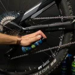 TUNAP Kettenwachs Spray 125 Ml -Renthal-Laden ts pflege 61 scaled 1